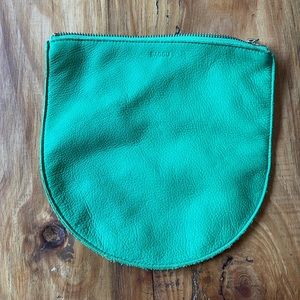 BAGGU Kelly green leather pouch
